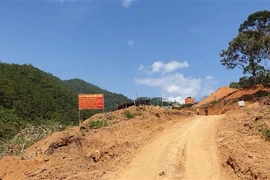 Vụ đường Trường Sơn Đông: Hoàn thiện hồ sơ chuyển đổi mục đích rừng