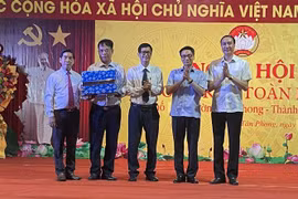 Phó Thủ tướng dự ngày hội đại đoàn kết toàn dân tộc tại Đồng Nai
