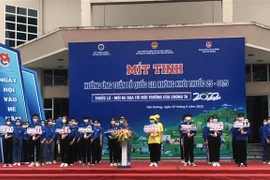 Nâng cao nhận thức về tác hại của thuốc lá đối với môi trường