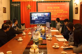 Tọa đàm về chủ đề tình cảm của Bác Hồ với người Việt Nam ở nước ngoài