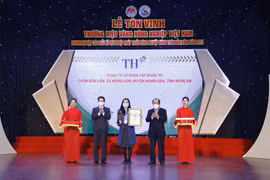 TH true TEA, TH true MILK đạt thương hiệu vàng nông nghiệp Việt Nam