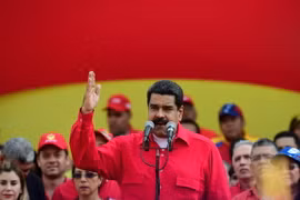 Tổng thống Venezuela Nicolas Maduro phát biểu trước những người ủng hộ ở Caracas. (Nguồn: AFP/TTXVN)