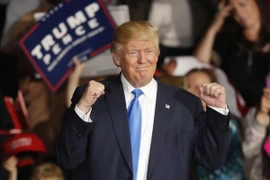 Ông Donald Trump trong cuộc vận động tranh cử ở Denver ngày 5/11. (Nguồn: AP/TTXVN)