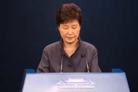 Tổng thống Park Geun-hye xin lỗi vì khiến công chúng lo ngại về vụ việc. (Nguồn: Yonhap/TTXVN)