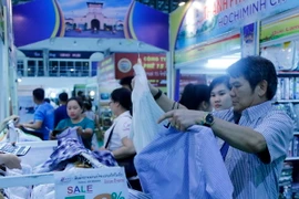 Gian hàng Việt Nam tại Hội chợ (Ảnh: Phạm Kiên/Vietnam+) 