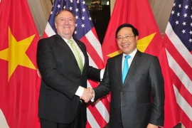 Phó Thủ tướng, Bộ trưởng Ngoại giao Phạm Bình Minh đón và hội đàm với Ngoại trưởng Hoa Kỳ Michael Pompeo. (Ảnh: Nguyễn Khang/TTXVN)