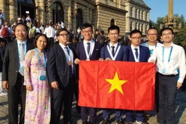 Cả 4 thí sinh Việt Nam tham dự Olympic Hóa học quốc tế năm 2018 đều giành huy chương. (Ảnh:TTXVN phát)