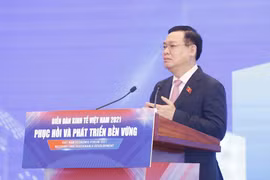Chủ tịch Quốc hội Vương Đình Huệ phát biểu bế mạc. (Ảnh: Doãn Tấn/TTXVN)