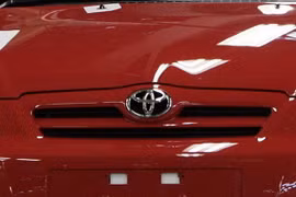 Hãng Toyota giới thiệu mẫu Vitz cải tiến ở Nhật Bản