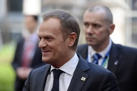 Thủ tướng Ba Lan vượt qua cuộc bỏ phiếu tín nhiệm sau bê bối 