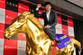 [Photo] Hãng Takashimaya khai mạc triển lãm vàng ở Tokyo