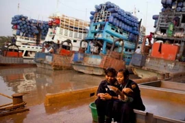 Mỹ gia hạn một số biện pháp trừng phạt kinh tế Myanmar