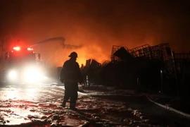 Các phần tử vũ trang ở Gaza bắn 14 quả rốckét vào Israel