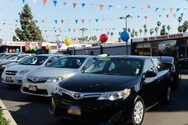 Toyota cân nhắc tăng giá xe ở các thị trường đang nổi