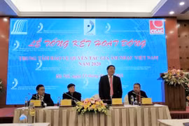 Nhạc sỹ Đinh Trung Cẩn phát biểu tại sự kiện. (Ảnh: Minh Thu/Vietnam+)