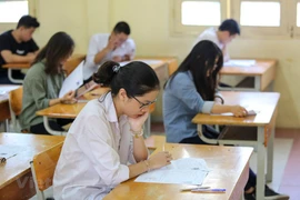Thí sinh dự thi trung học phổ thông quốc gia. (Ảnh: Lê Minh Sơn/Vietnam+)
