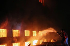 Bangladesh bắt chủ nhà máy xảy ra vụ hỏa hoạn