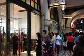 Giảm giá mạnh nhất trong hơn một thế kỷ tại Australia