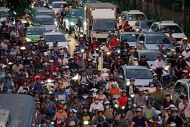 Giao thông kẹt cứng cửa ngõ sân bay Tân Sơn Nhất. (Ảnh: Hoàng Hải/TTXVN)