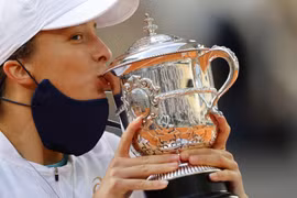 Iga Swiatek vô địch Roland Garros 2020. (Nguồn: Getty Images)