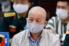 Đinh Ngọc Hệ (cựu Phó Tổng Giám đốc Tổng Công ty Thái Sơn) tại phiên toà phúc thẩm sáng 10/12. (Ảnh: Dương Giang/TTXVN)