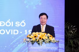 Phó Thủ tướng, Bộ trưởng Bộ Ngoại giao Phạm Bình Minh phát biểu chỉ đạo Hội nghị. (Ảnh: Xuân Khu/TTXVN)