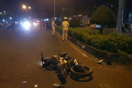 Bình Phước: Đâm vào dải phân cách, 2 thanh niên tử vong tại chỗ