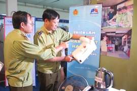 Phải thông tin công khai các vụ bắt giữ hàng giả, hàng nhái