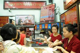Cuối tuần, giá vàng SJC giao dịch quanh ngưỡng 35,86 triệu đồng