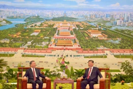 Tổng Bí thư, Chủ tịch nước Trung Quốc Tập Cận Bình mời Tổng Bí thư, Chủ tịch nước Tô Lâm dự Tiệc trà. (Ảnh: TTXVN)