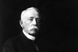 Wellington R. Burt. (Nguồn: Wikipedia)