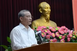 Bí thư Thành ủy Đà Nẵng Trương Quang Nghĩa phát biểu chỉ đạo hội nghị. (Ảnh: Quốc Dũng/TTXVN)