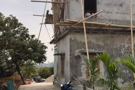 Nơi xảy ra vụ sập giàn giáo. (Nguồn: Báo Thanh Niên)