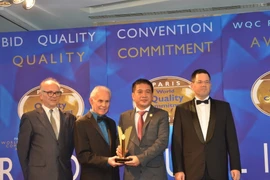 Kính nổi Viglacera nhận Giải Vàng "Cam kết chất lượng quốc tế"