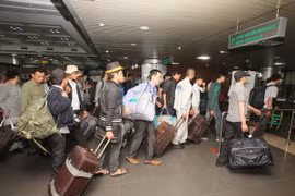 Hai lao động "kêu cứu" ở Malaysia đã về Việt Nam an toàn