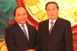 Việt Nam luôn dành ưu tiên cao nhất cho quan hệ với Lào