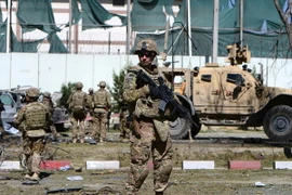Afghanistan: Đánh bom liều chết, gần 30 binh sỹ thương vong