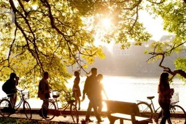 Thời tiết đẹp trong dịp kỷ niệm 60 năm Giải phóng Thủ đô