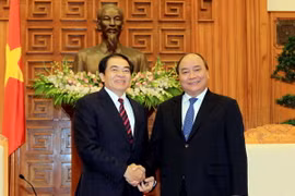 Việt Nam luôn coi trọng và dành ưu tiên cao nhất cho Lào