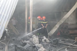 Tiền Giang: Cháy cơ sở sản xuất bao bì, thiệt hại 1 tỷ đồng