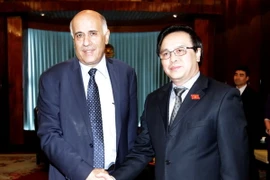 Trưởng ban Đối ngoại Trung ương tiếp Đoàn đại biểu Fatah