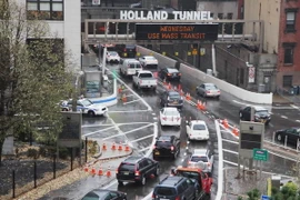 Hàng nghìn chuyến bay bị hủy do bão tuyết tại Đông Bắc Mỹ