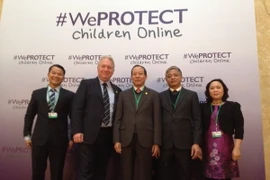 Việt Nam dự hội nghị tại Anh về bảo vệ trẻ em trực tuyến