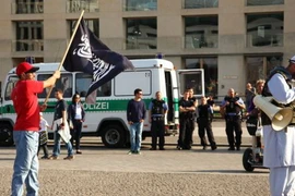 Đức thu giữ thẻ căn cước của người Hồi giáo cực đoan