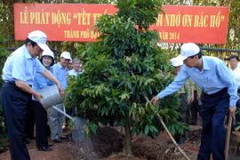 Phát động trồng 30.200 cây xanh ở Công viên Động vật Hoang dã Quốc gia