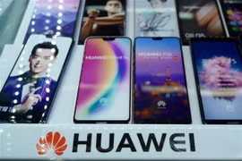 Một cửa hàng của Huawei ở Thượng Hải. (Nguồn: AFP/TTXVN)
