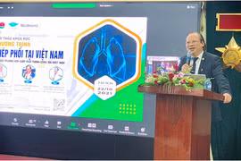 Phó Giáo sư, Tiến sỹ Nguyễn Viết Nhung, Giám đốc Bệnh viện Phổi Trung ương phát biểu tại hội thảo. (Nguồn: vtv.vn)
