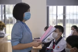 Một giờ học của học sinh trường THCS Nghi Ân, thành phố Vinh, tỉnh Nghệ An. (Ảnh: TTXVN)