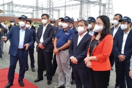 Phó Chủ tịch nước Võ Thị Ánh Xuân thăm, làm việc tại xã Sơn Thủy, huyện Lệ Thủy, Quảng Bình. (Ảnh: Đức Thọ/TTXVN)