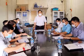Chủ tịch UBND tỉnh Lạng Sơn Hồ Tiến Thiệu phát biểu chỉ đạo tại cuộc kiểm tra. (Ảnh: Thái Thuần/TTXVN)